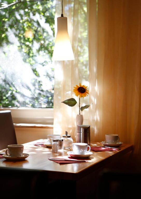 Hotel Rennschuh Gottingen Bagian luar foto